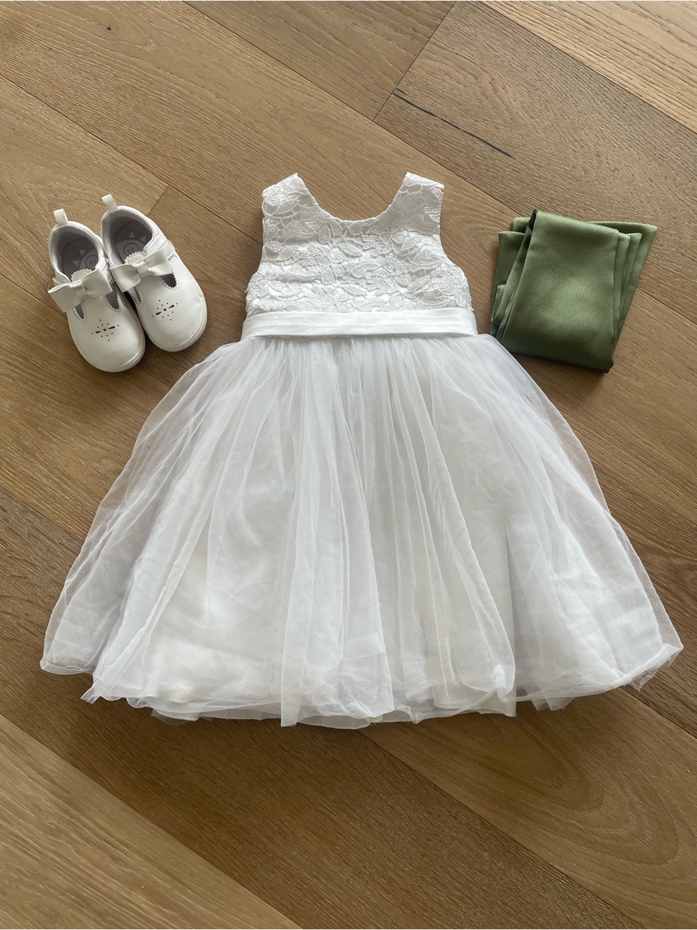 White Lace & Tulle Formal Dress and Shoes
